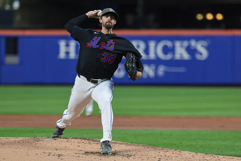 Cubs BCB After Dark: Would you re-sign Clay Holmes?