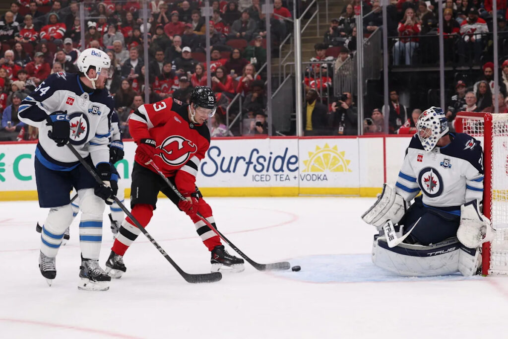 Sabres Competition For Hellebuyck – New Jersey Devils