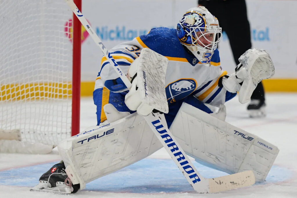 Sabres Grades: Goalie Lyon Gave Buffalo One-Half Of Solid Netminding Tandem