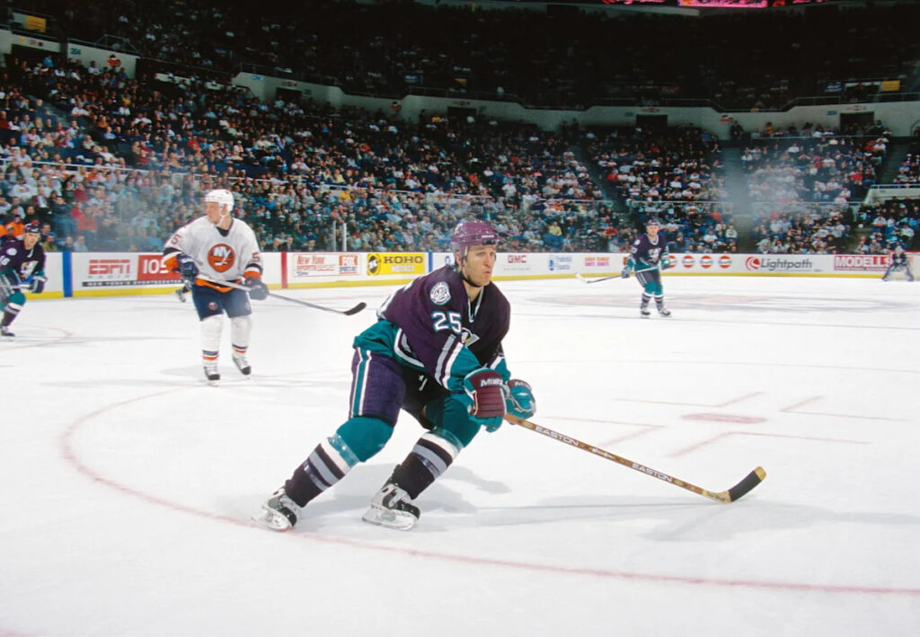 Flames Reportedly Turn To Former NHL Enforcer To Replace Kelly Hrudey
