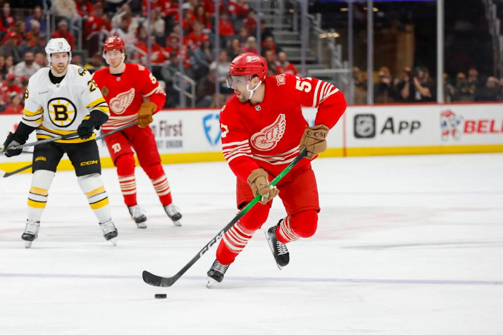 Red Wings’ David Perron Remains Unsigned as Training Camp Approaches