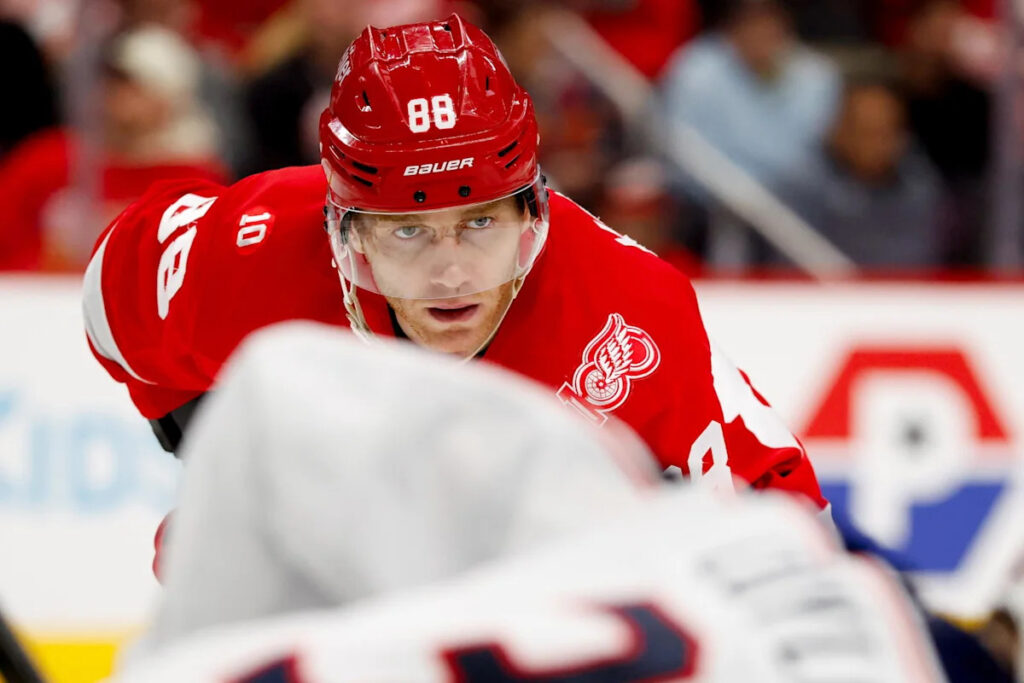 Former Red Wing Patrick Kane To Be Welcomed Back In Chicago In Style Before Cubs/White Sox Clash