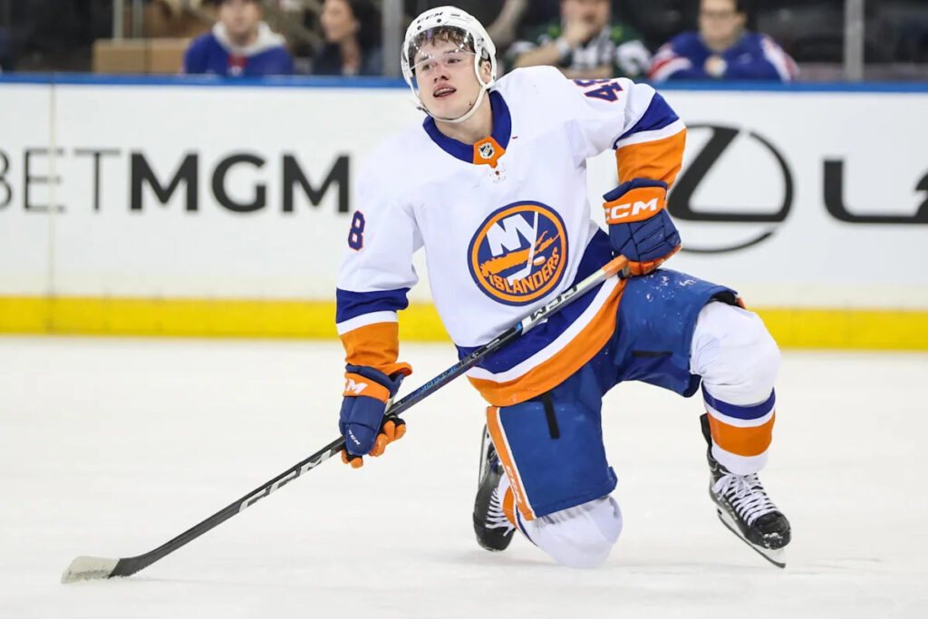 Former Islanders Prospect Matthew Maggio Signs In KHL