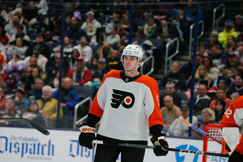 Ex-Flyers Defenseman Says NHL Atmosphere, Fans Don’t Compare to Russia