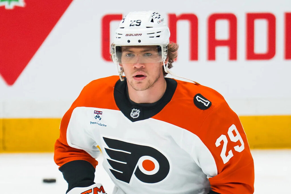 Former Maple Leaf Nikita Grebenkin Earns Paycheck With Flyers