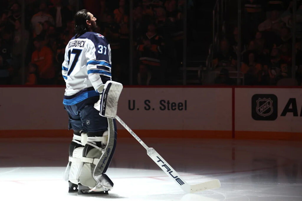 Connor Hellebuyck Ranking Only Adds to Jets’ Uncertainty