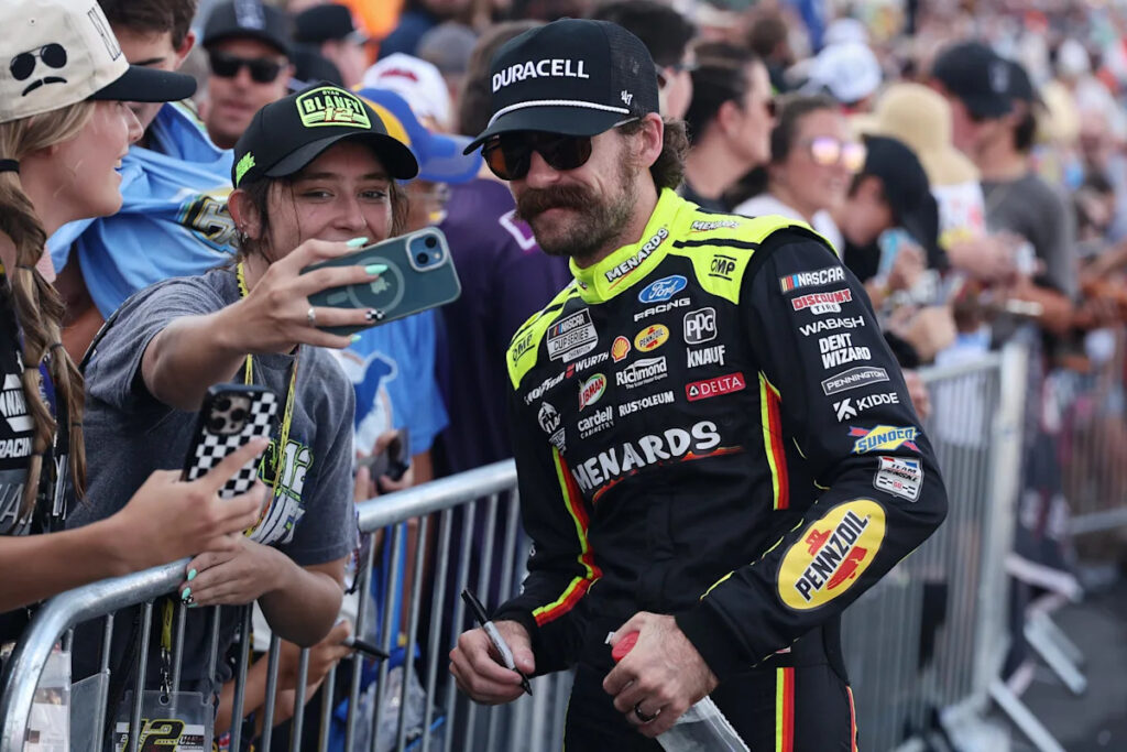 NASCAR Iowa qualifying results, Ryan Blaney on Cup Series pole as starting lineup set