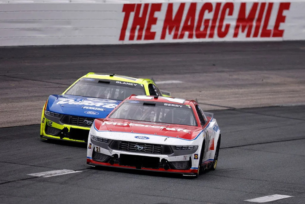 NASCAR New Hampshire winners, losers as Ryan Preece cuts into Chase deficit NASCAR New Hampshire winners, losers as Ryan Preece cuts into Chase deficit