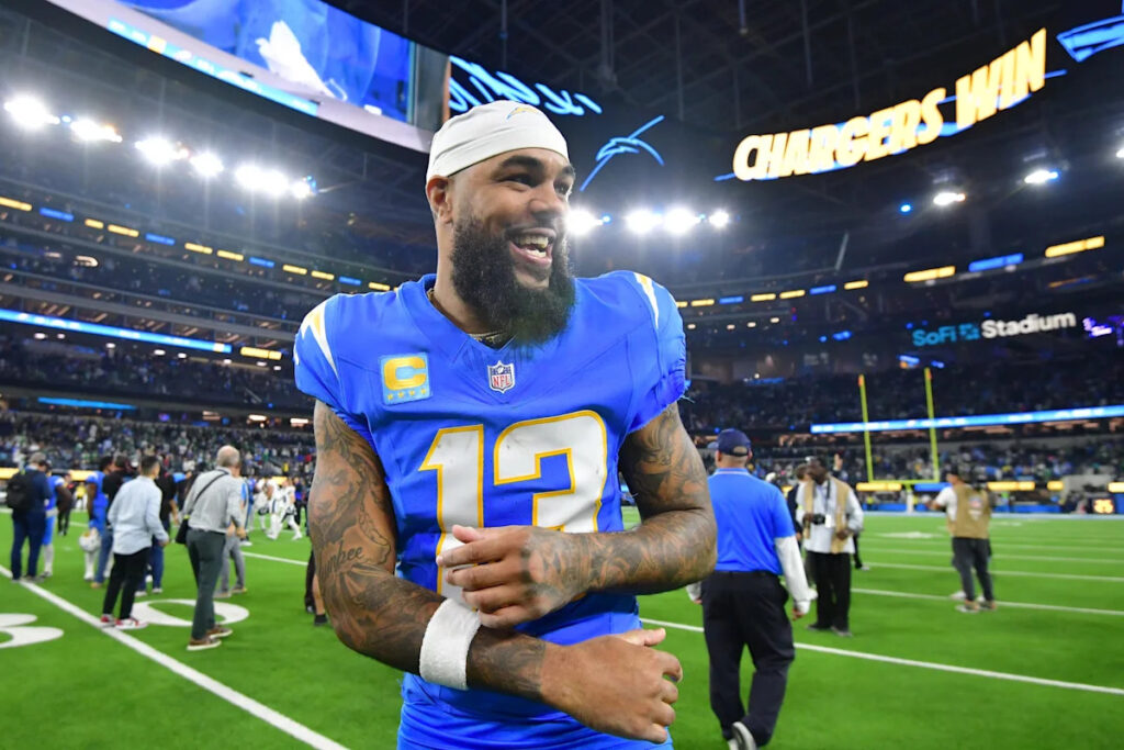 Keenan Allen signs one-year contract with Colts: How WR fits in Indianapolis Keenan Allen signs one-year contract with Colts: How WR fits in Indianapolis