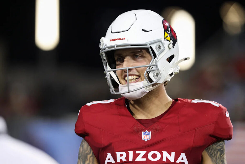 ‘Like a professional’: Carson Beck’s NFL debut couldn’t have gone better ‘Like a professional’: Carson Beck’s NFL debut couldn’t have gone better