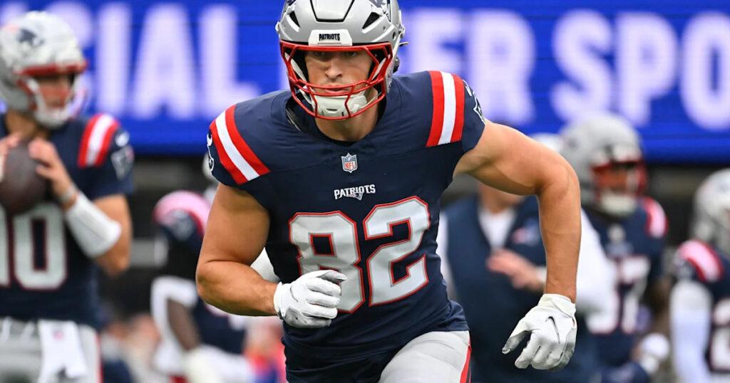 Patriots rookie TE Eli Raridon announces death of newborn son after fatal birth defect diagnosis