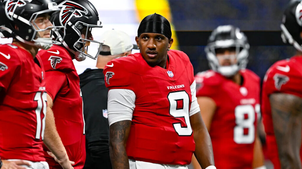 The Falcons’ quarterback plan has become a four-alarm fire The Falcons’ quarterback plan has become a four-alarm fire