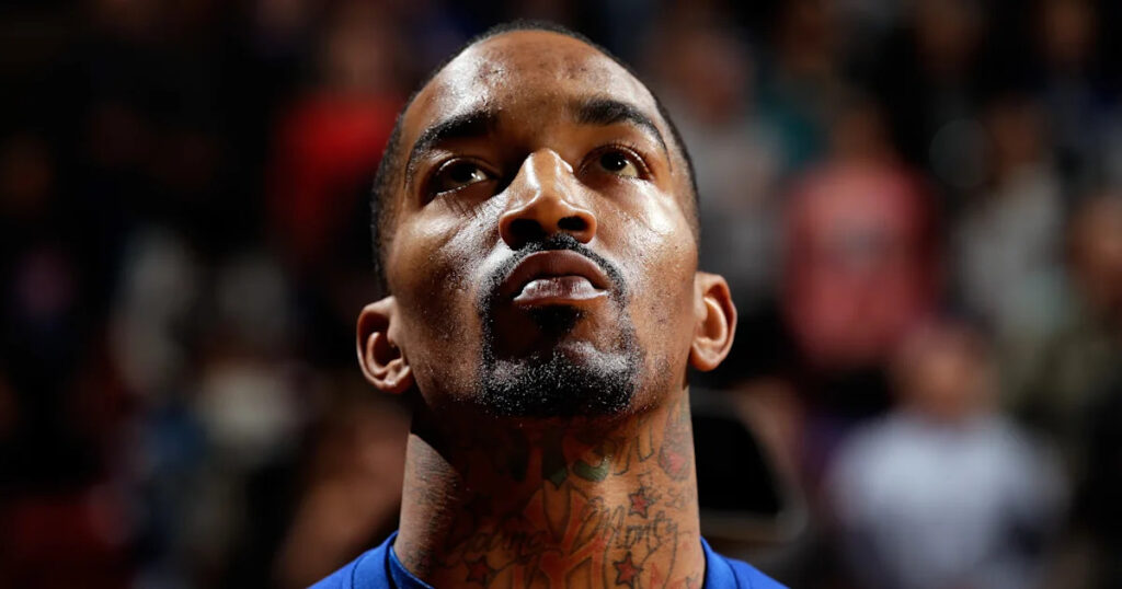 Former Knicks and Cavs standout J.R. Smith arrested in Texas on assault charge Former Knicks and Cavs standout J.R. Smith arrested in Texas on assault charge