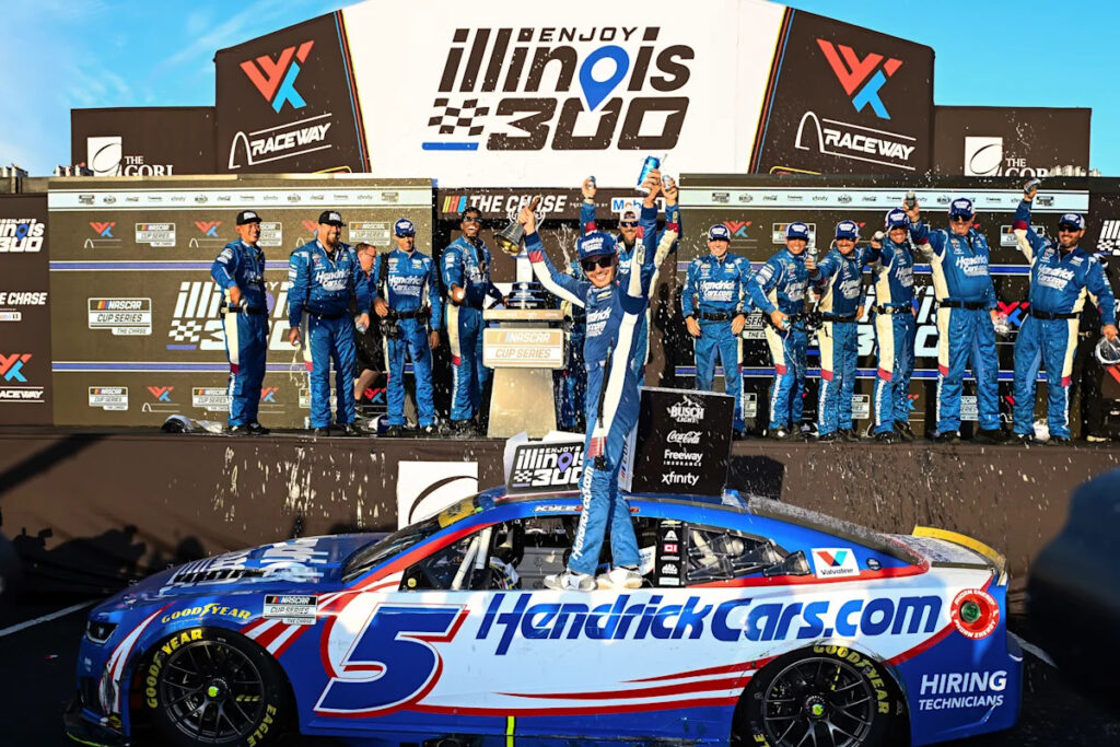 Kyle Larson surges to second in NASCAR postseason Chase heading to Bristol track he’s dominated