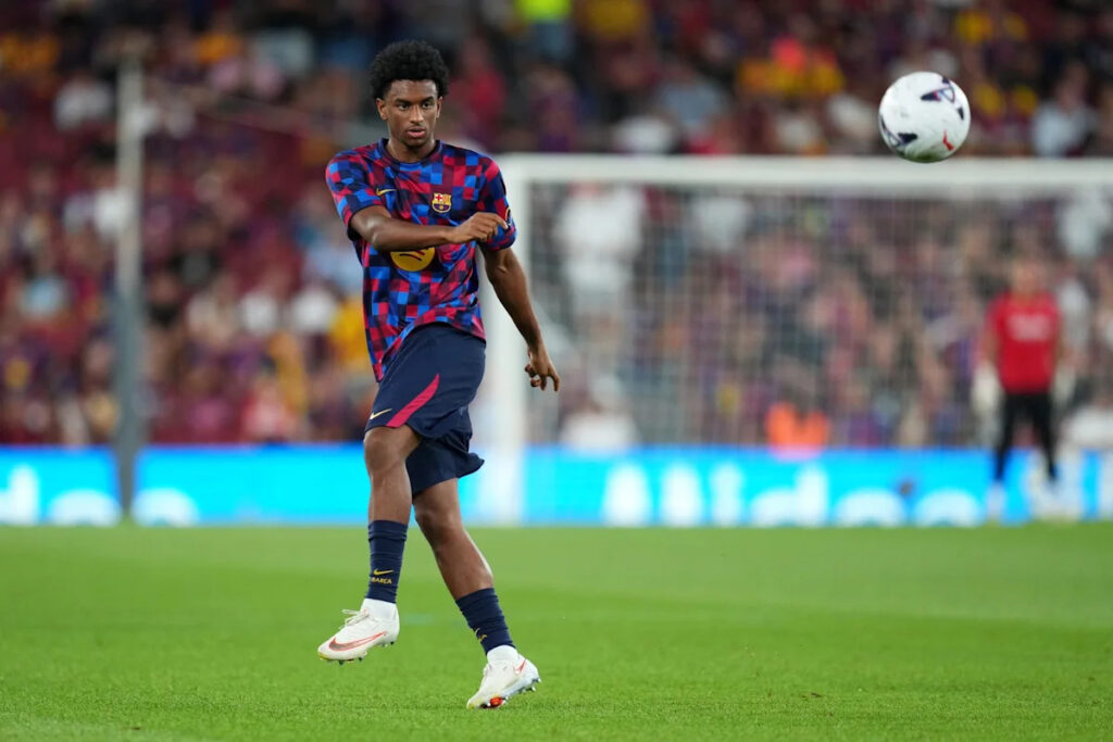 Five games, zero minutes – Barcelona youngster finds himself in limbo at club after refusing summer exit