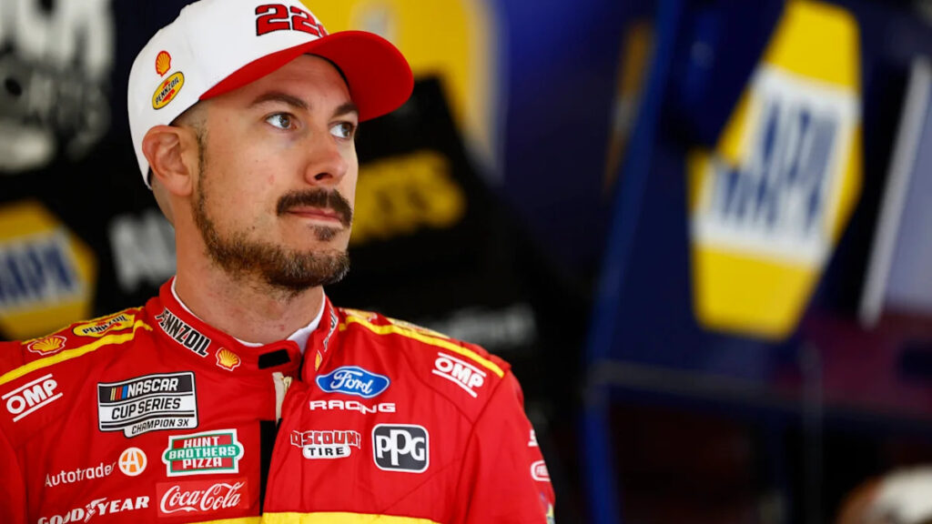 “I Would Trade Popularity All Day Long”- 3x NASCAR Champ Reveals Lifelong Regret Over Mishandling Matt Kenseth Fallout “I Would Trade Popularity All Day Long”- 3x NASCAR Champ Reveals Lifelong Regret Over Mishandling Matt Kenseth Fallout