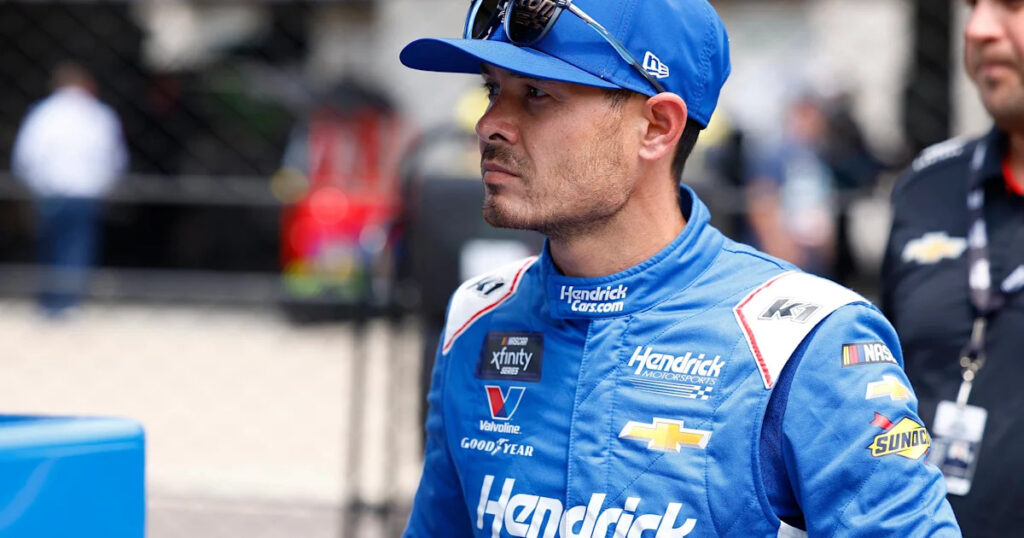 “Not Buying Into the Hype” – Kyle Larson Outright Rejects NASCAR Media’s Premature Championship Crowning With Bold Claim