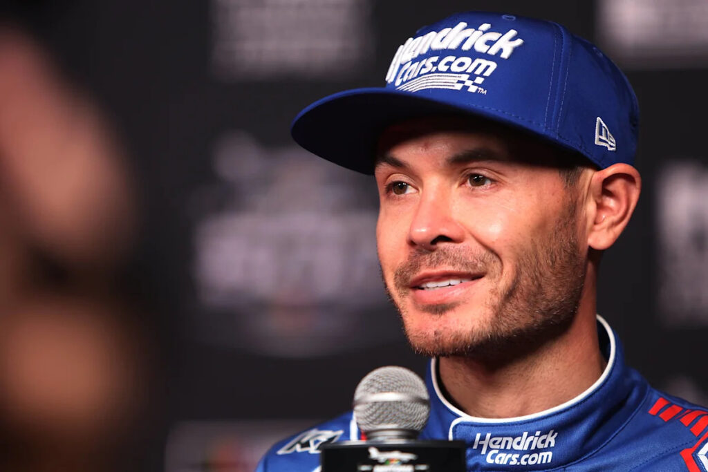 “I Feel Like I Need to Speak Up”- Kyle Larson Breaks Down Rare Strategy Dispute With Veteran HMS Crew Chief