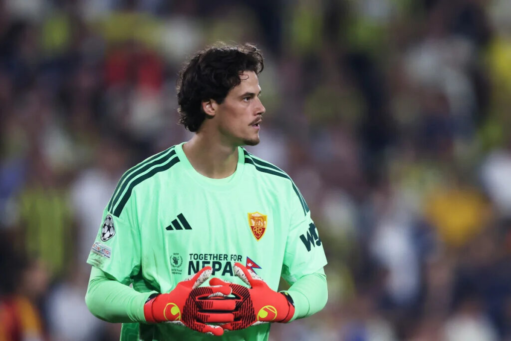 Svilar: Roma star denies Juventus talks, Scudetto challenge with Inter ‘makes me smile’
