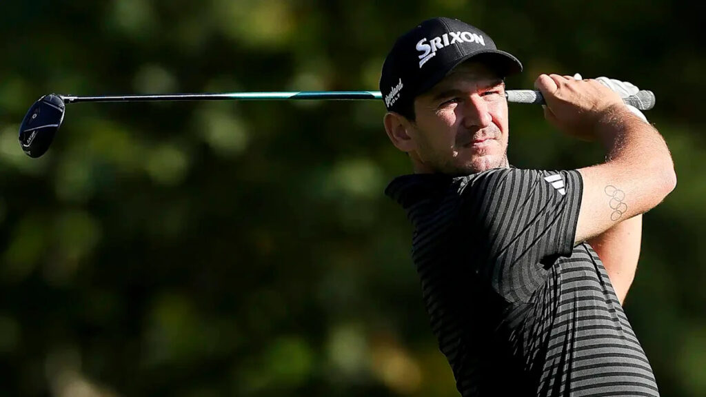 Caddie quits on PGA Tour pro – midway through round