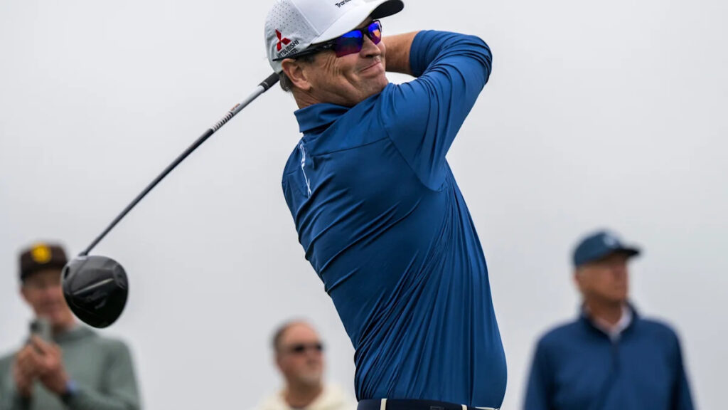 Zach Johnson wins at Pebble Beach for 2nd straight Champions victory and 6th of the season Zach Johnson wins at Pebble Beach for 2nd straight Champions victory and 6th of the season