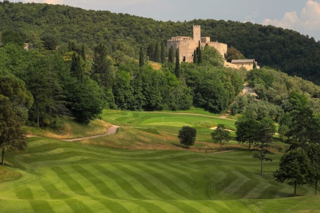 Is this the world’s most luxurious golf trip?