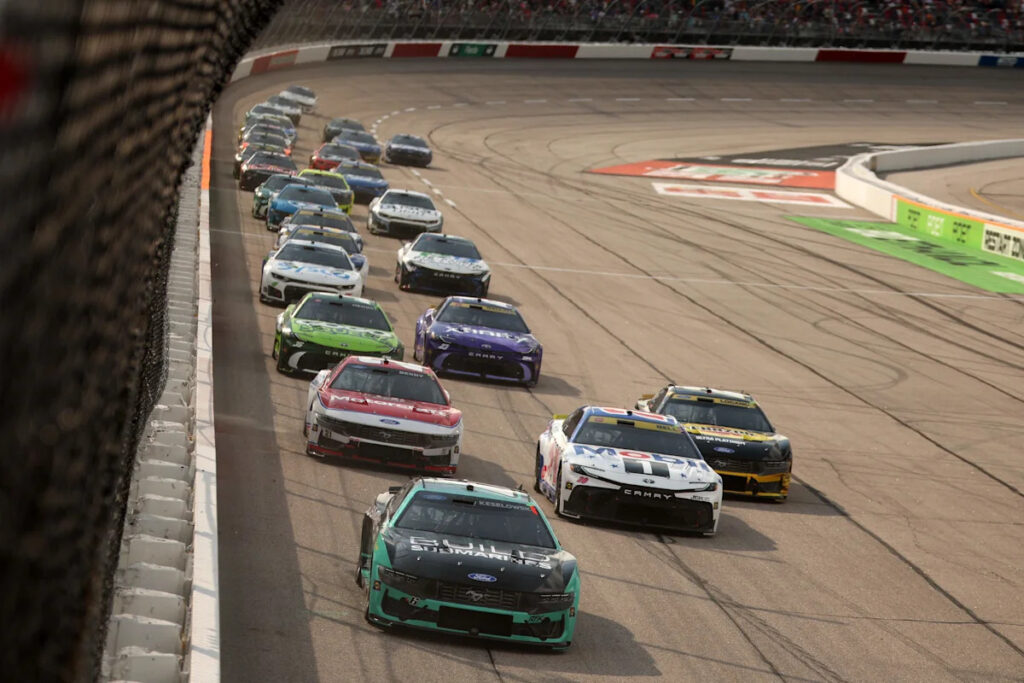 NASCAR Cup Series Losers at Darlington Raceway: Who Had a Night to Forget?