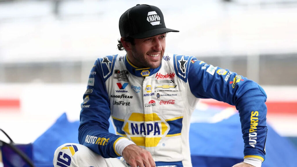 Chase Elliott Praises NASCAR For Points System Overhaul Chase Elliott Praises NASCAR For Points System Overhaul