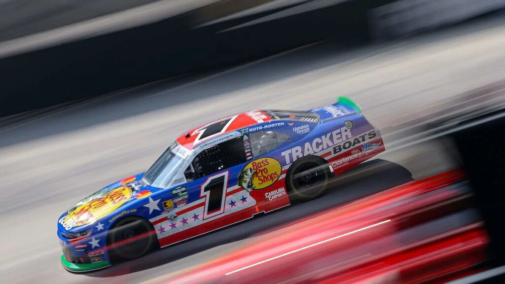 Why Was NASCAR Food City 300 Leader Given Black Flag in O’Reilly Series Race? Why Was NASCAR Food City 300 Leader Given Black Flag in O’Reilly Series Race?