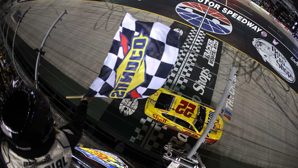 Who’s Atop the NASCAR Chase Standings After Bristol? Major Shakeup at the Top