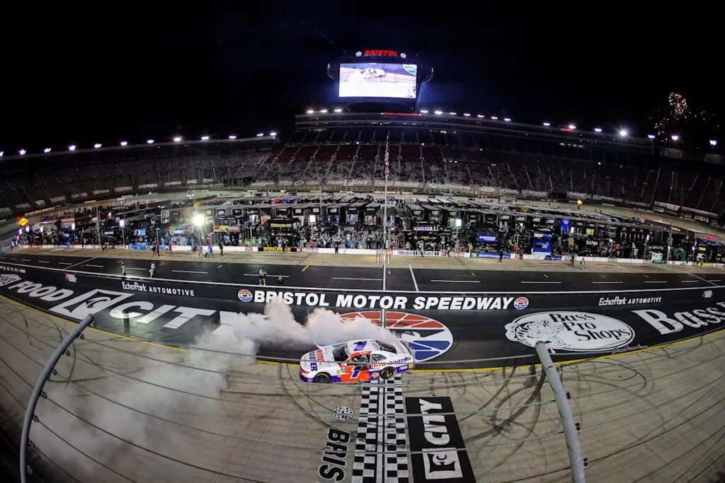 How to Watch NASCAR Today at Bristol: TV Channel, Start Time and Streaming