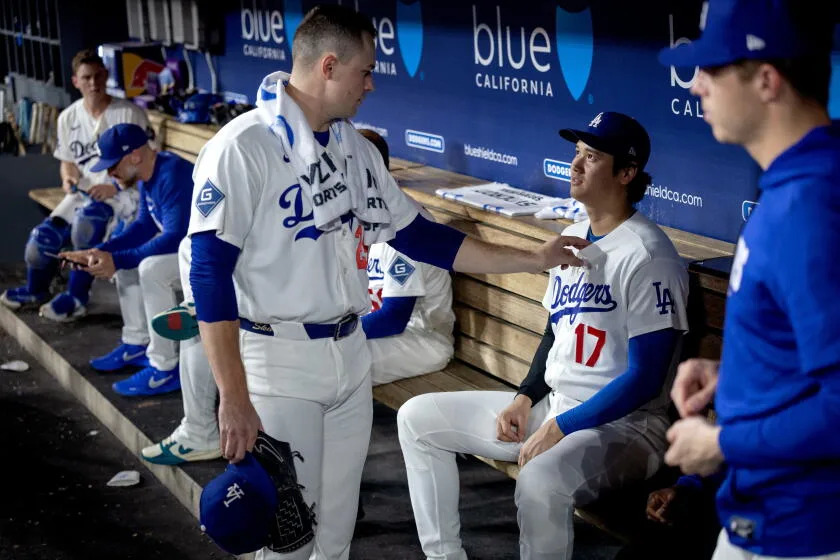 Dodgers’ injury woes grow as Shohei Ohtani and Freddie Freeman sit Dodgers’ injury woes grow as Shohei Ohtani and Freddie Freeman sit