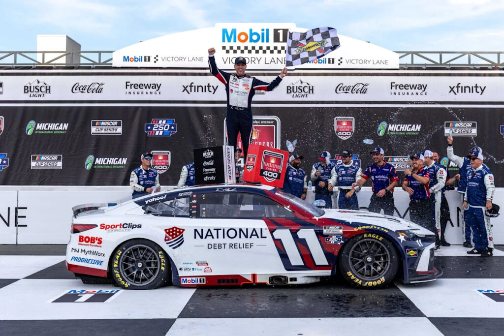 Denny Hamlin Enters the Chase as the No. 1 Seed Denny Hamlin Enters the Chase as the No. 1 Seed