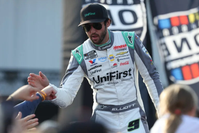 Can Chase Elliott Turn Season Around at Kansas Speedway? Can Chase Elliott Turn Season Around at Kansas Speedway?