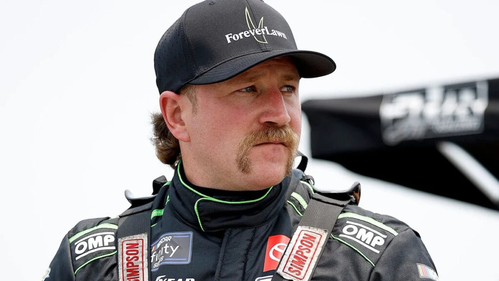 Jeffrey Earnhardt announces he will be racing NASCAR with ‘competitive equipment’ in 2027 Jeffrey Earnhardt announces he will be racing NASCAR with ‘competitive equipment’ in 2027