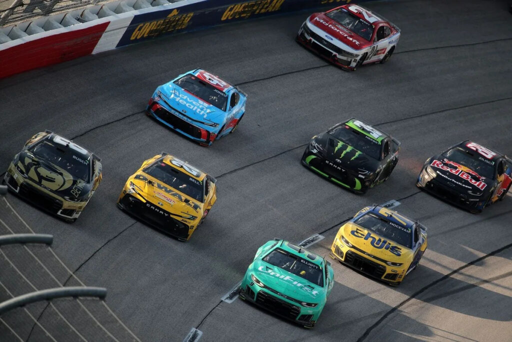 How to watch NASCAR Southern 500 at Darlington: Weekend schedule, start time, TV