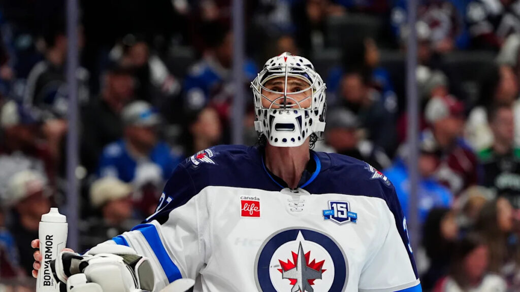 Jets suspend Connor Hellebuyck for failing to report to training camp