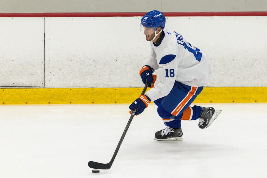 Pierre Engvall fighting to prove he still belongs with Islanders