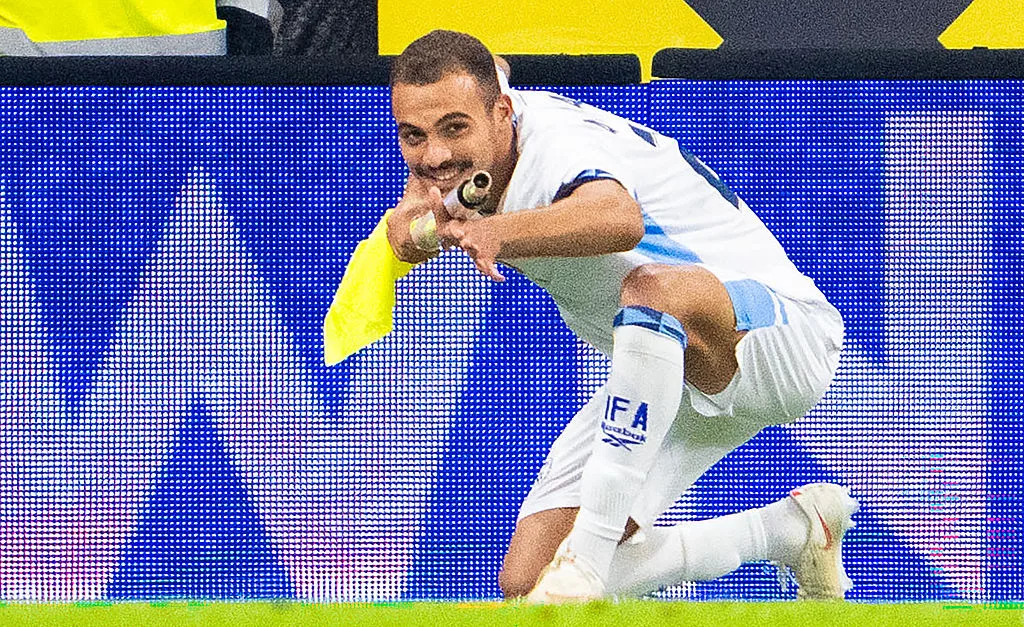 🎥 Striker sent off after celebrating as his country are beaten 🎥 Striker sent off after celebrating as his country are beaten