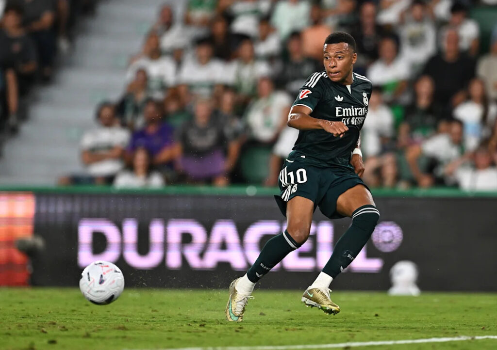 Fair play: Elche react after Villar and Mbappé clash 📸