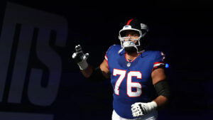 Giants extend guard Jon Runyan Jr. by two years