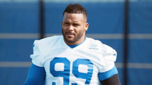 Kyle Shanahan expects Aaron Donald to play on Thursday night