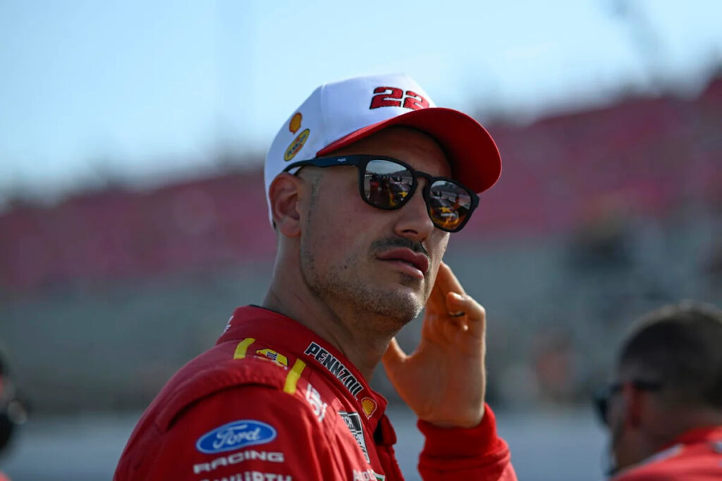 Joey Logano Smacks NASCAR Cup Field With Gateway Pole