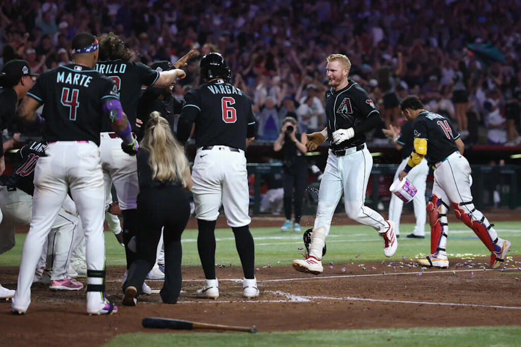 Diamondbacks 5, New York 3: That Was Just Silly!