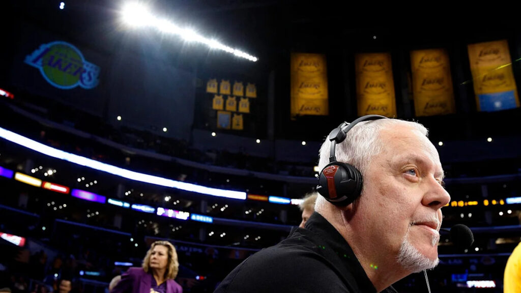 Lakers announce passing of longtime PA announcer Lawrence Tanter