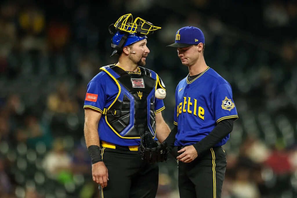 Mariners Stop Short in 7-4 Loss to A’s Mariners Stop Short in 7-4 Loss to A’s
