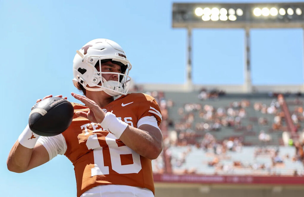 No. 5 Texas vs. Texas State live updates: Horns lead 28-7 at halftime