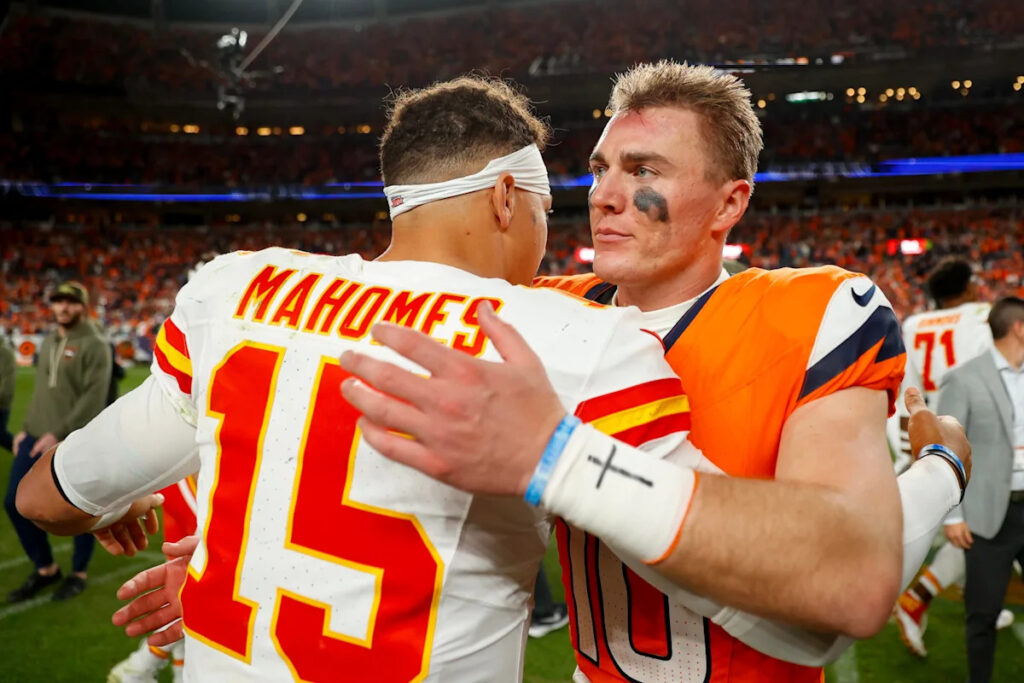 Horse Tracks: Countdown to MNF begins now