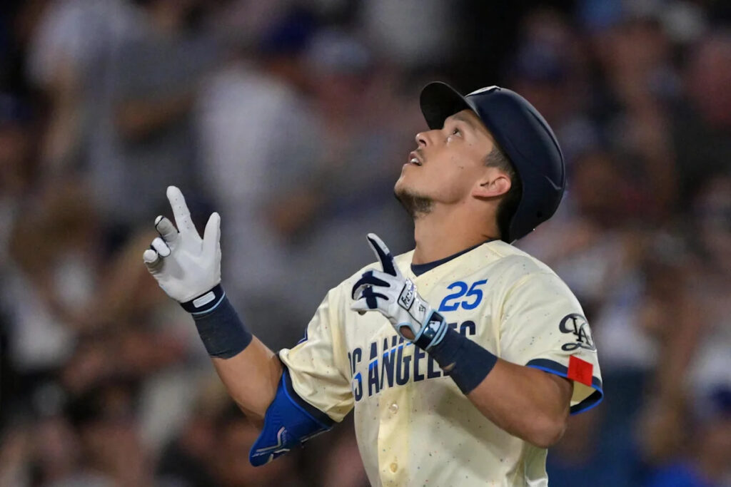 Tommy Edman does it all in Dodgers win over Nationals Tommy Edman does it all in Dodgers win over Nationals