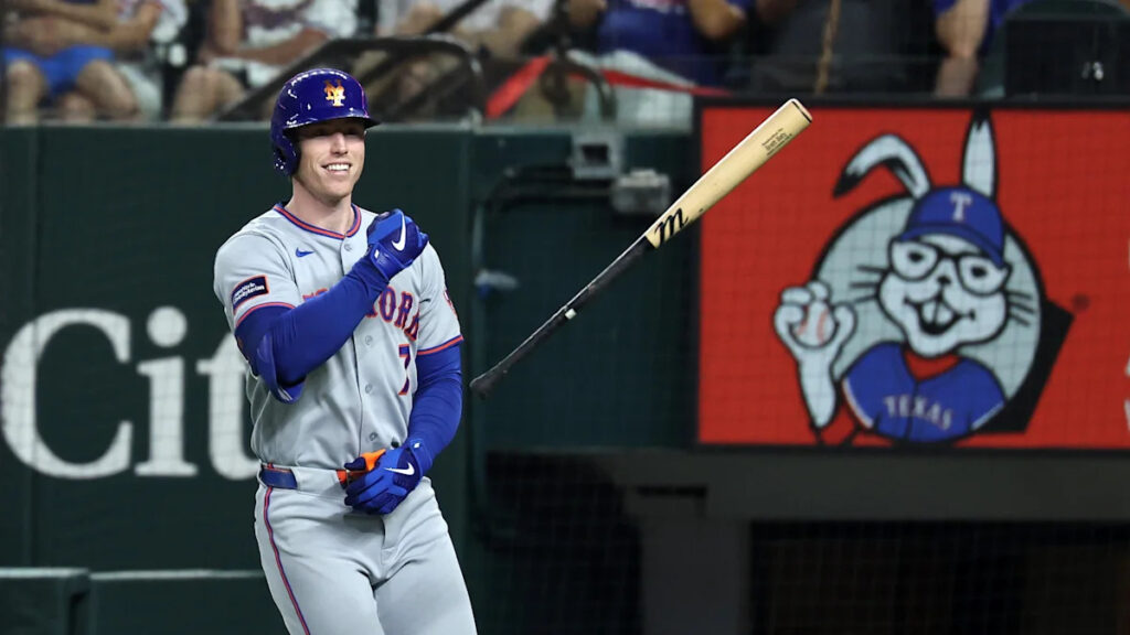 Mets play spoiler with three long balls in victory over Rangers Mets play spoiler with three long balls in victory over Rangers